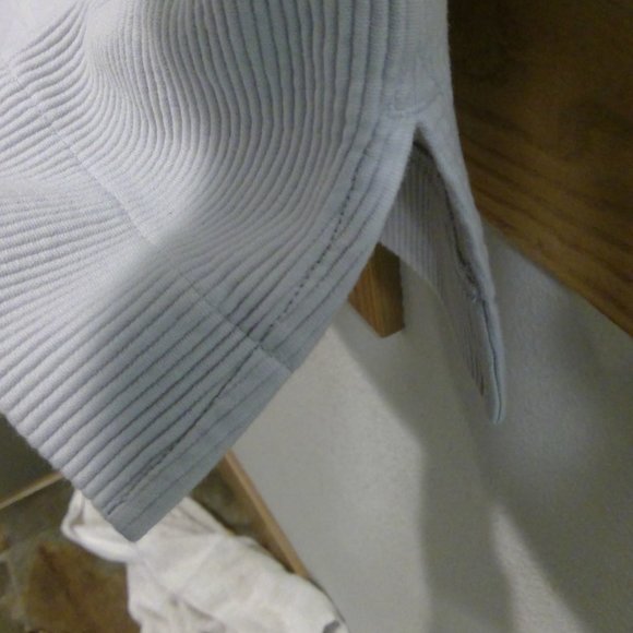 Asymmetric Neck-Top - Picture 3 of 4